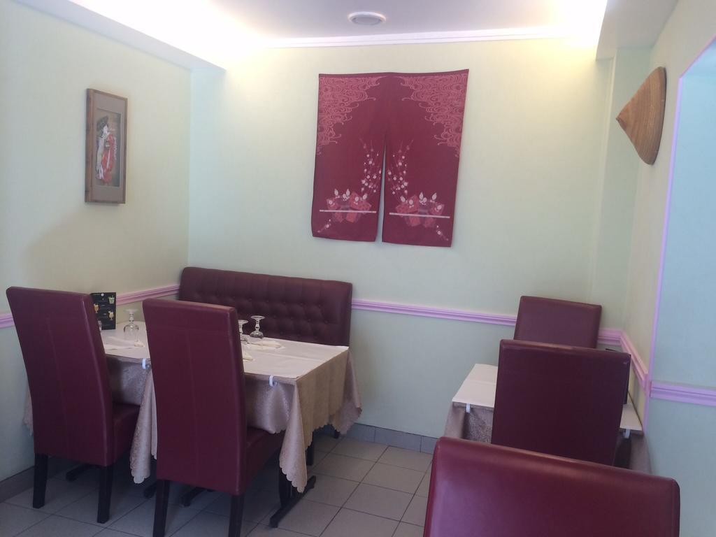 东京餐馆酒店 滨海图维列 外观 照片